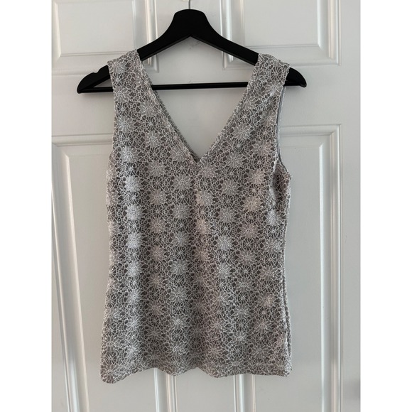 Banana Republic Tops - Banana Republic Silver Metallic Floral Lace V-Neck Sleeveless Top XS Grey Lining